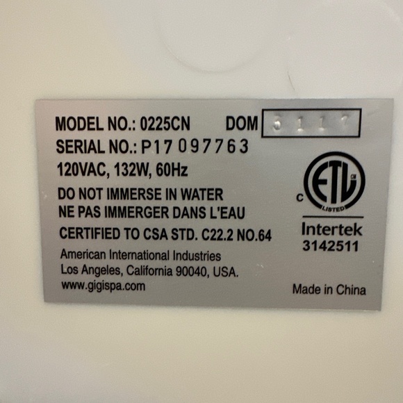 GiGi Wax Warmer (Fits 14 oz waxes) Item # 0225CN - Picture 4 of 9